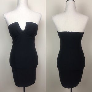 Black bodycon strapless padded chest v cut Christmas holiday dress